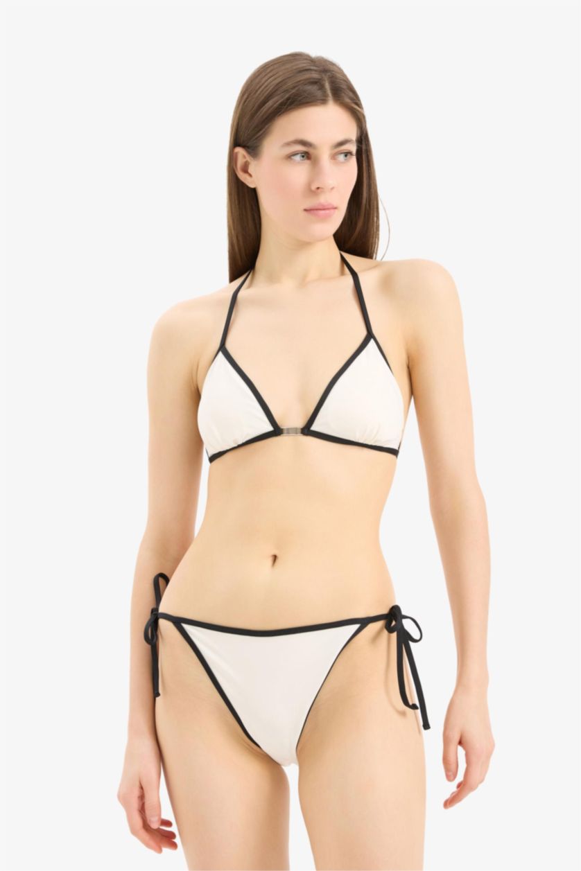 Kadın Kırık Beyaz Regular Fit Bikini Altı-Fall in Love