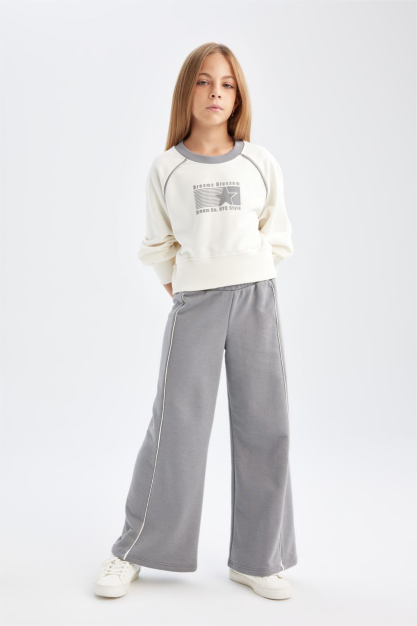GIRLS & TEENS White Girl Printed Sweatshirt Sweatpants 2 Piece Set
