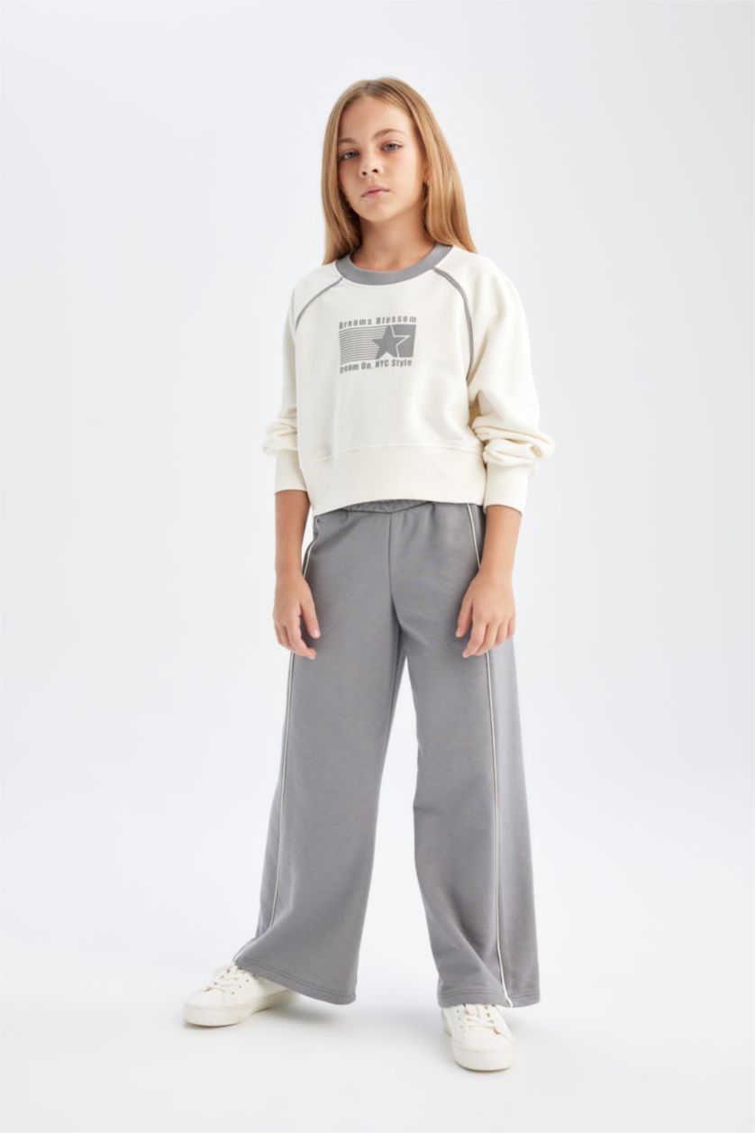 GIRLS & TEENS White Girl Printed Sweatshirt Sweatpants 2 Piece Set