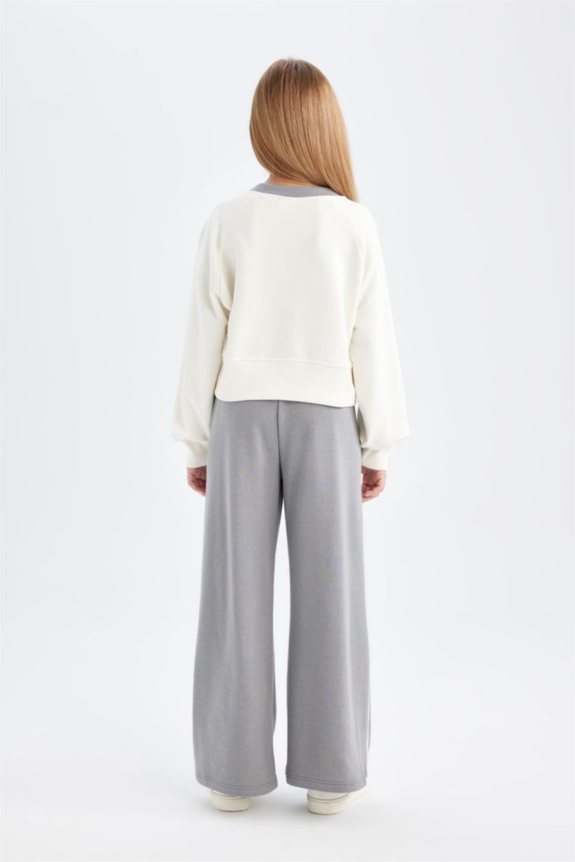 GIRLS & TEENS White Girl Printed Sweatshirt Sweatpants 2 Piece Set
