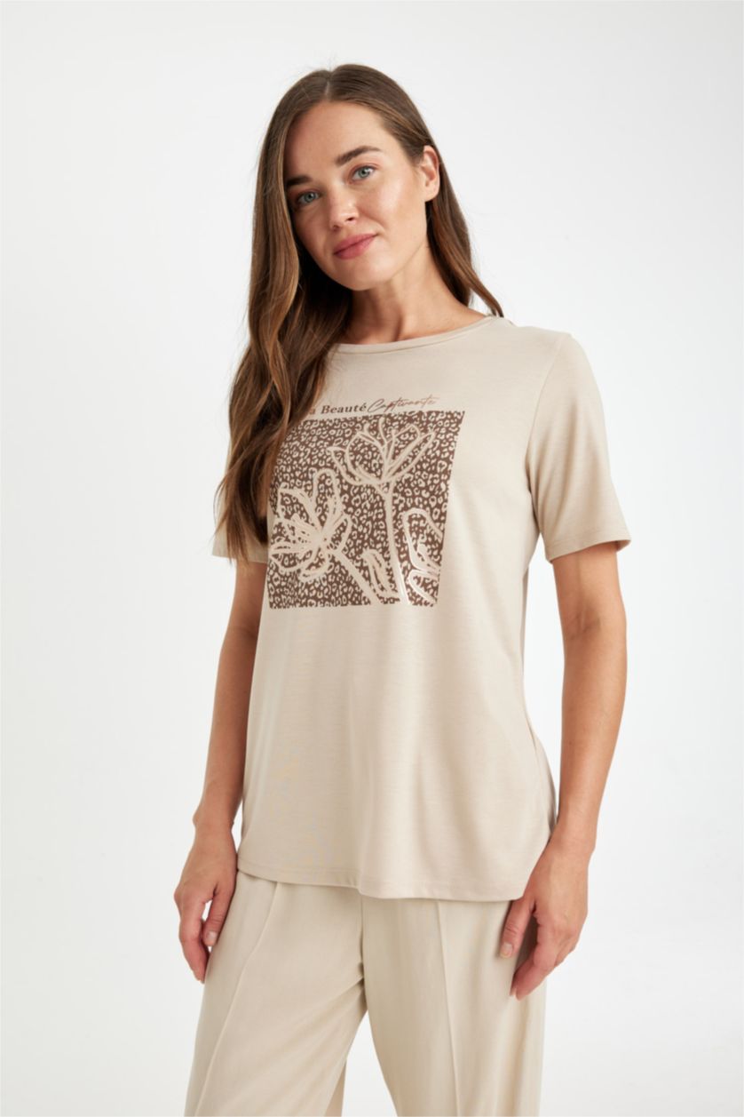 FEMME Beige T-Shirt à Manches Courtes, coupe régulière et à Col rond