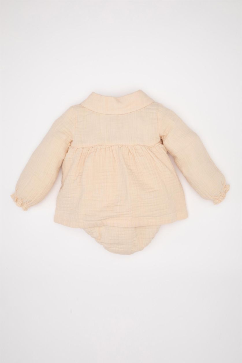 طفلة صغيرة بيج فاتح جمبسوت تطريز موسلين من قطعتين