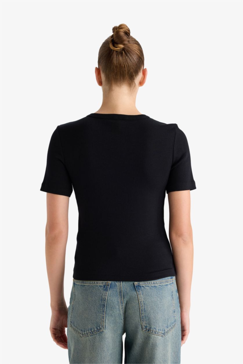 WOMAN Black Slim Fit Crew Neck Basic Camisole Short Sleeve T-Shirt