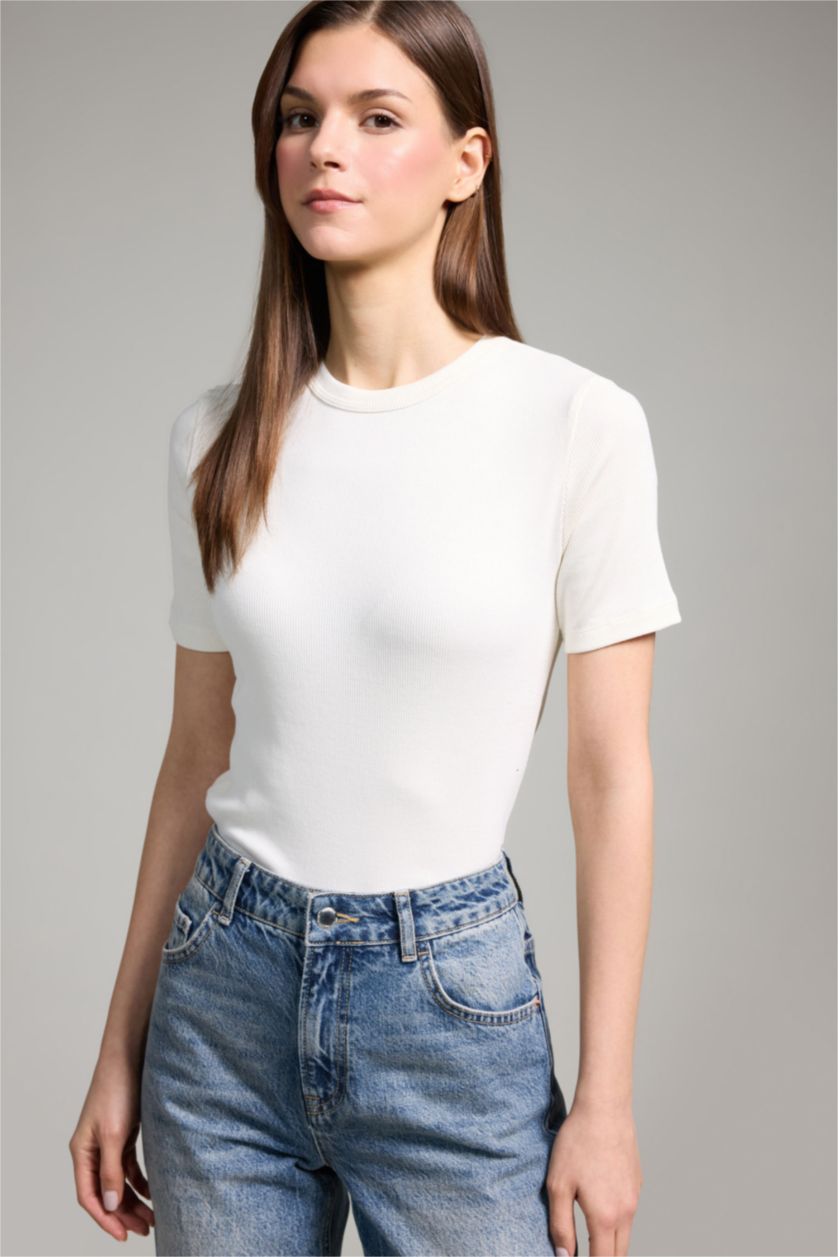 WOMAN Ecru Woman Short Sleeve T-Shirt