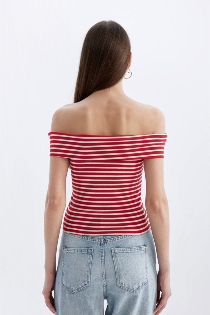 WOMAN Red Fitted Off Shoulder Short Sleeve T-Shirt