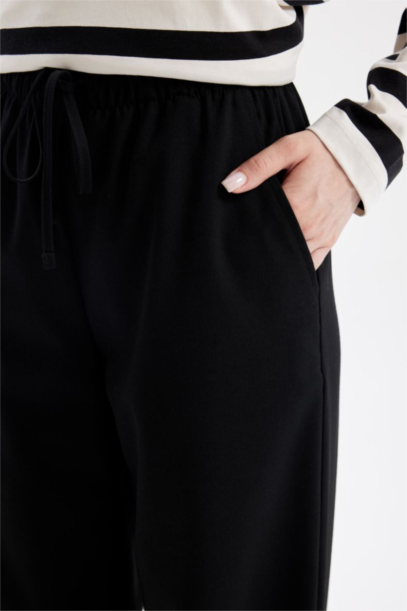 Women Black Wide Leg Trousers