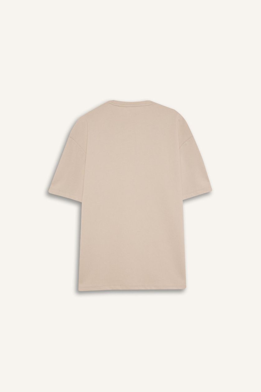 رجال اللون الرملي تيشيرت مطبوع أوفر سايز برقبة مستديرة