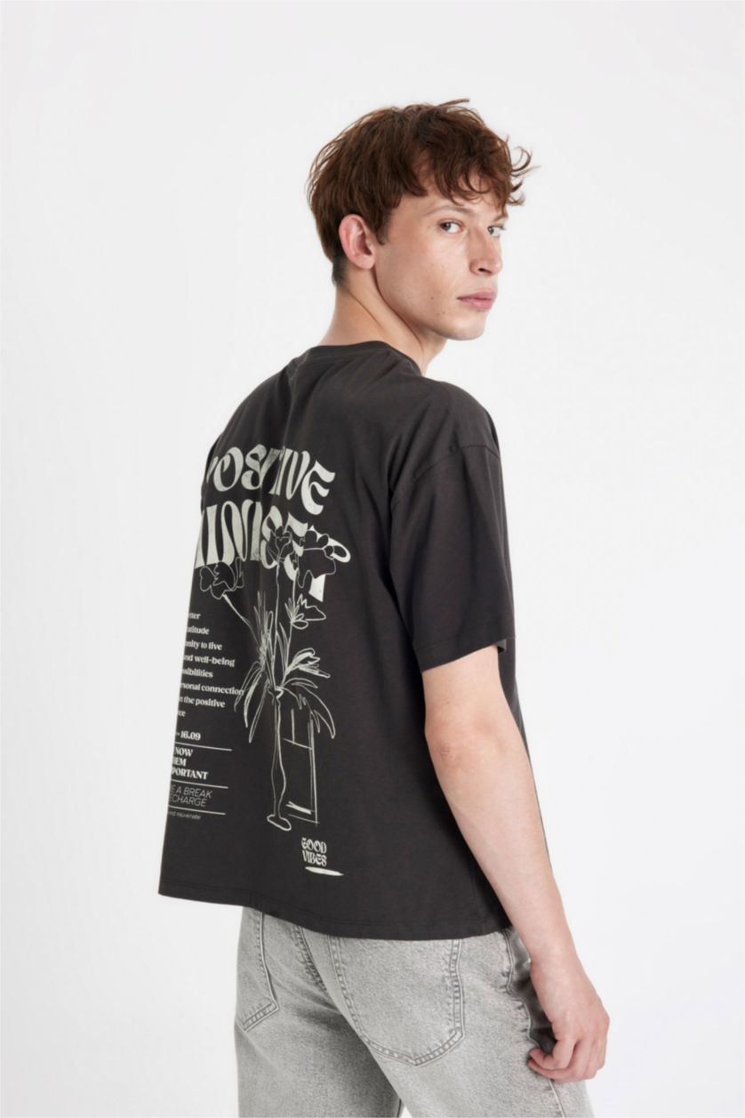 Kadın Antrasit Oversıze Bisiklet Yaka Baskılı Kısa Kollu Tişört