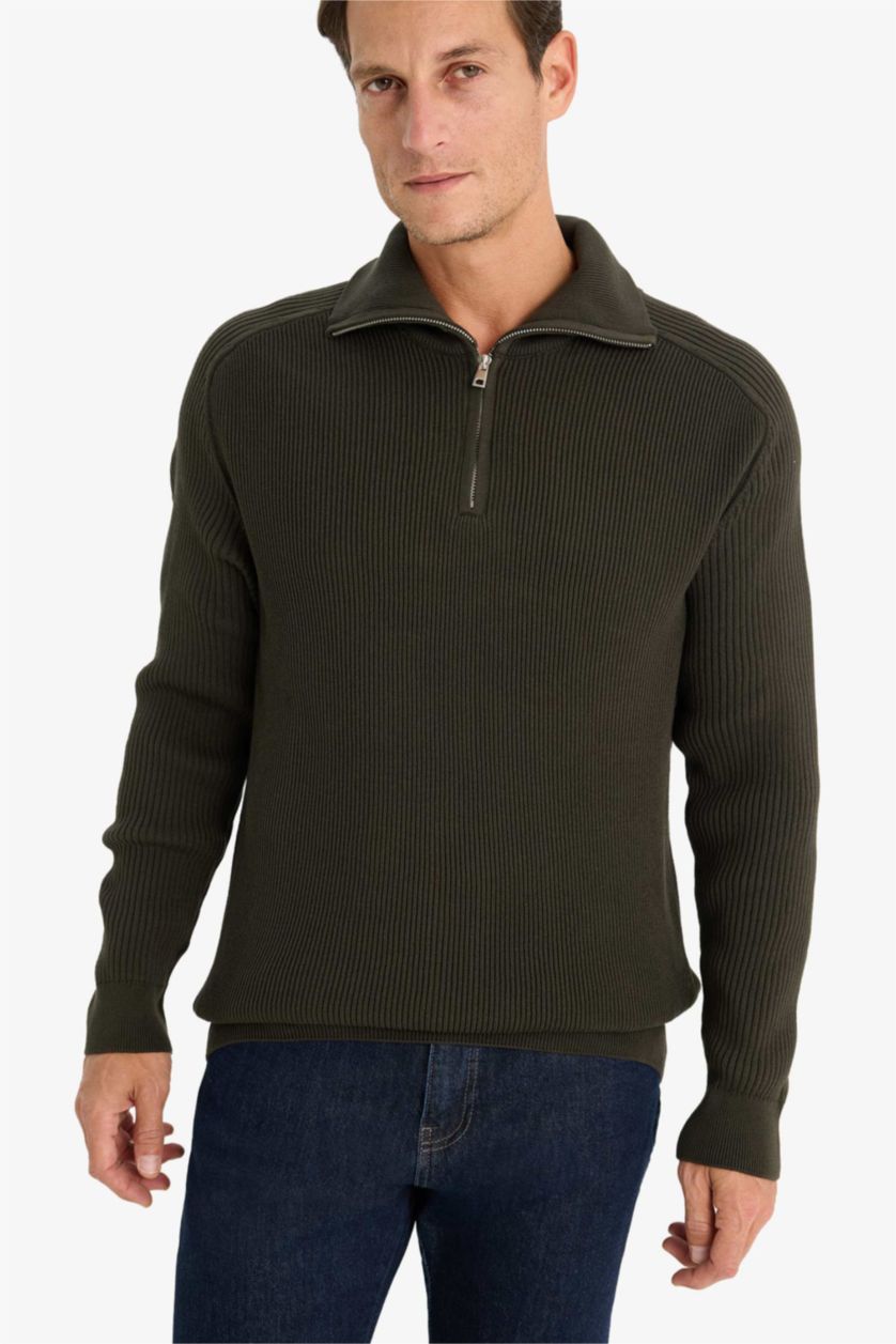 Man Khaki Standard Fit Turtleneck Knitwear Pullover