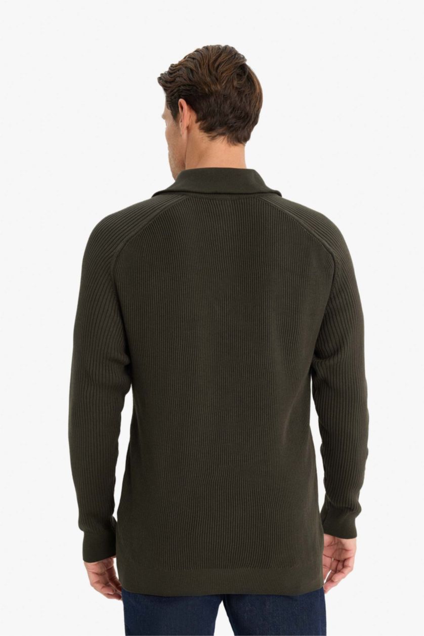 Man Khaki Standard Fit Turtleneck Knitwear Pullover