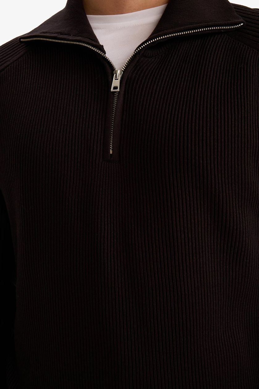 MAN Brown Standard Fit Turtleneck Knitwear Pullover