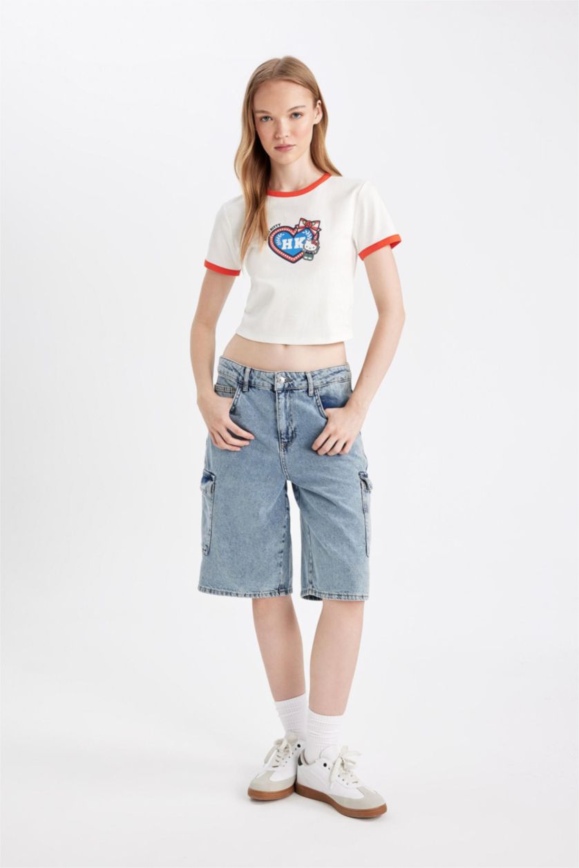 Kadın Kırık Beyaz Coool Hello Kitty Fitted Bisiklet Yaka Ribana Kısa Kollu Tişört