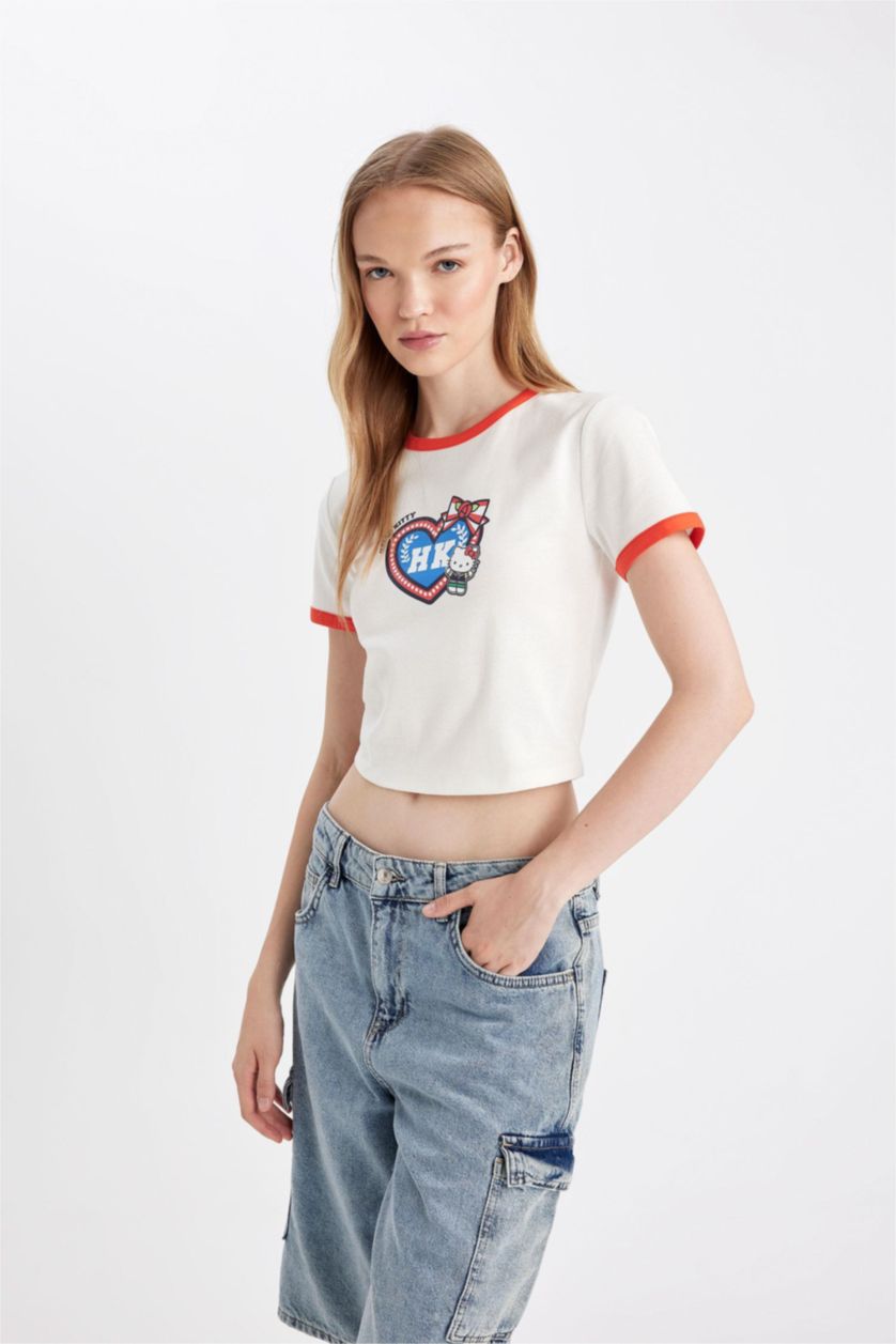 Kadın Kırık Beyaz Coool Hello Kitty Fitted Bisiklet Yaka Ribana Kısa Kollu Tişört
