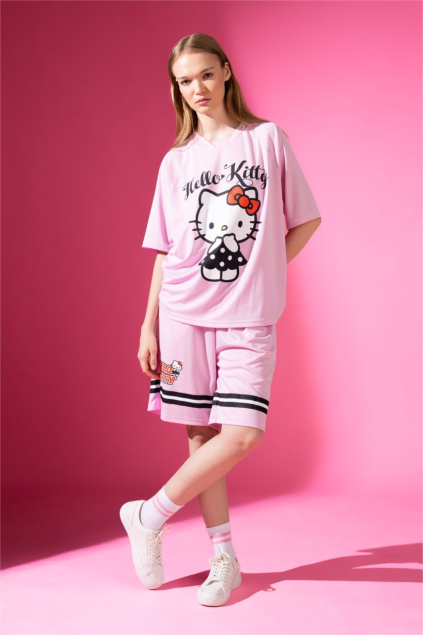 Woman Pink Hello Kitty Oversize Fit V-Neck Printed T-Shirt