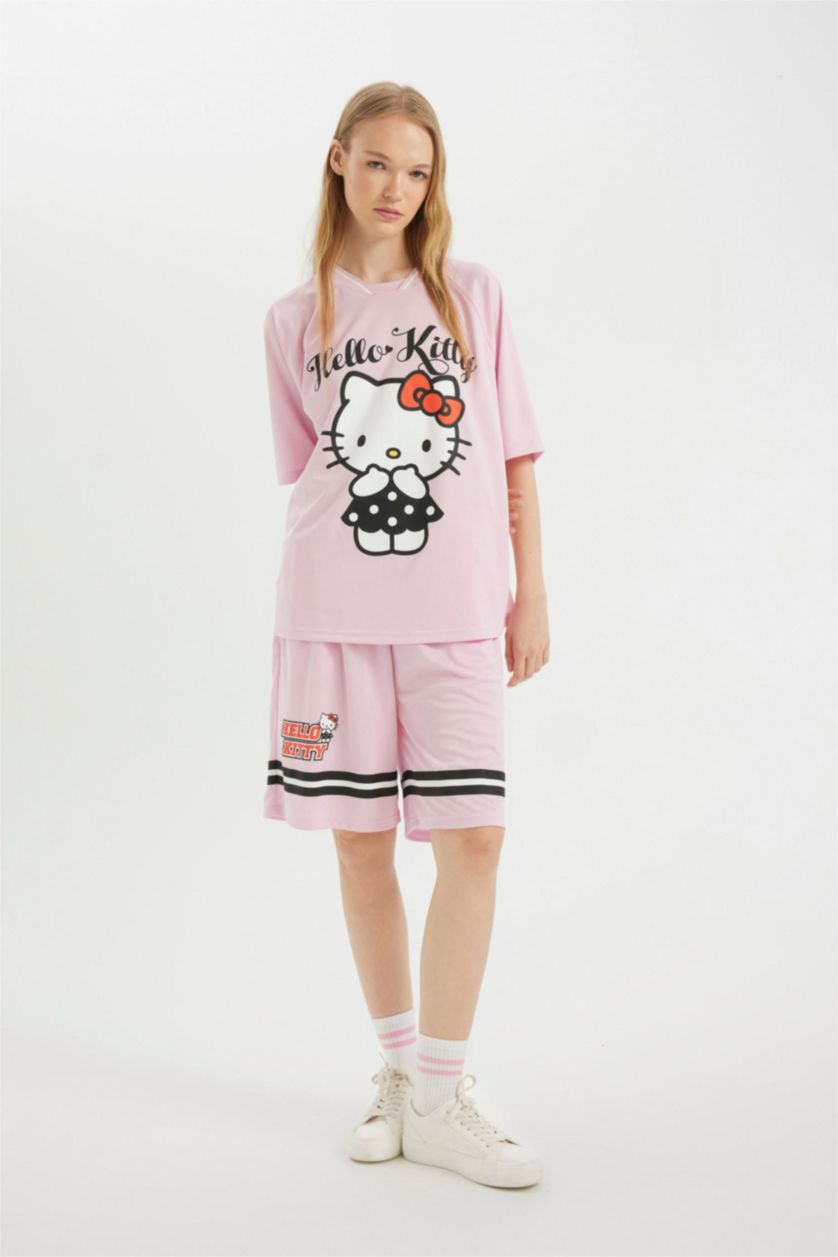 Woman Pink Hello Kitty Oversize Fit V-Neck Printed T-Shirt