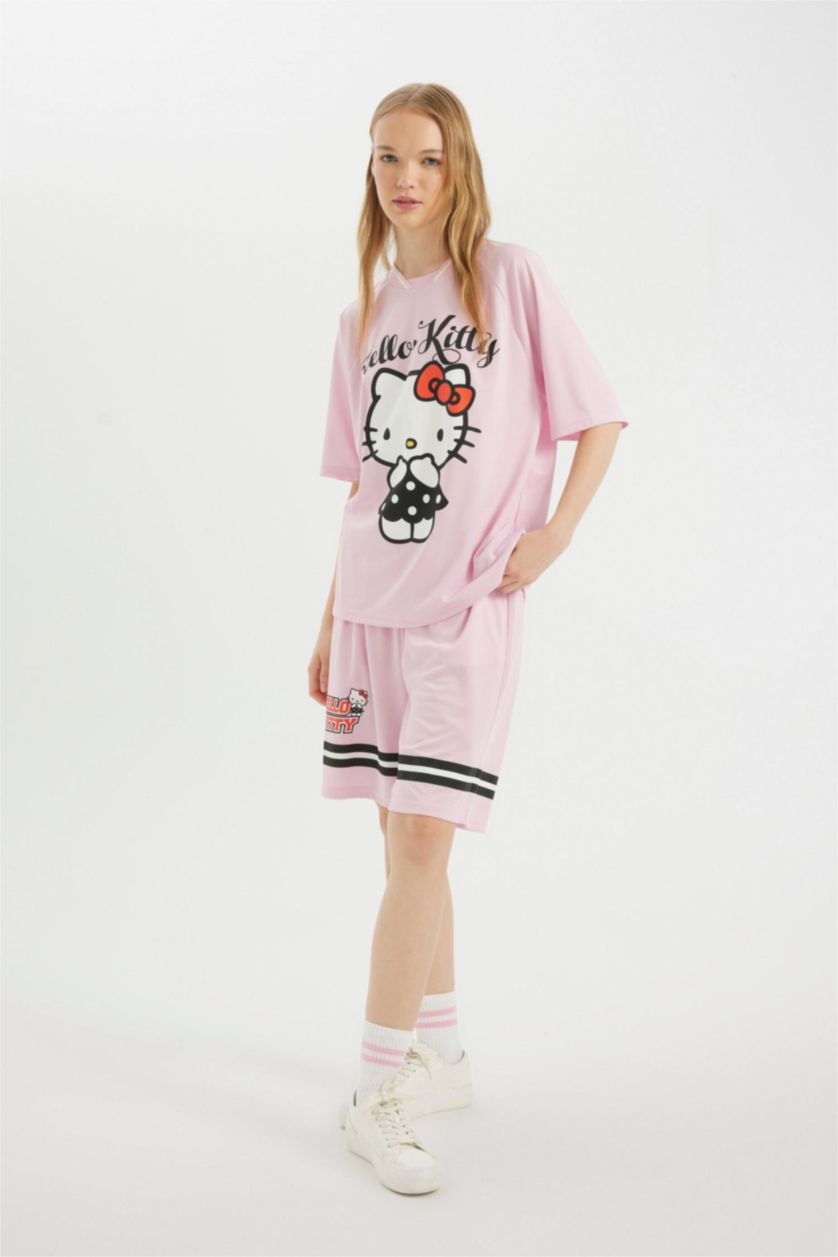 نساء زهري شورت قصة فضفاضة بطبعة شعار من هيلو كيتي