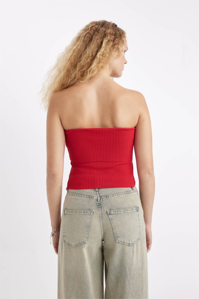 Woman Red Slim Fit Strapless CropTop