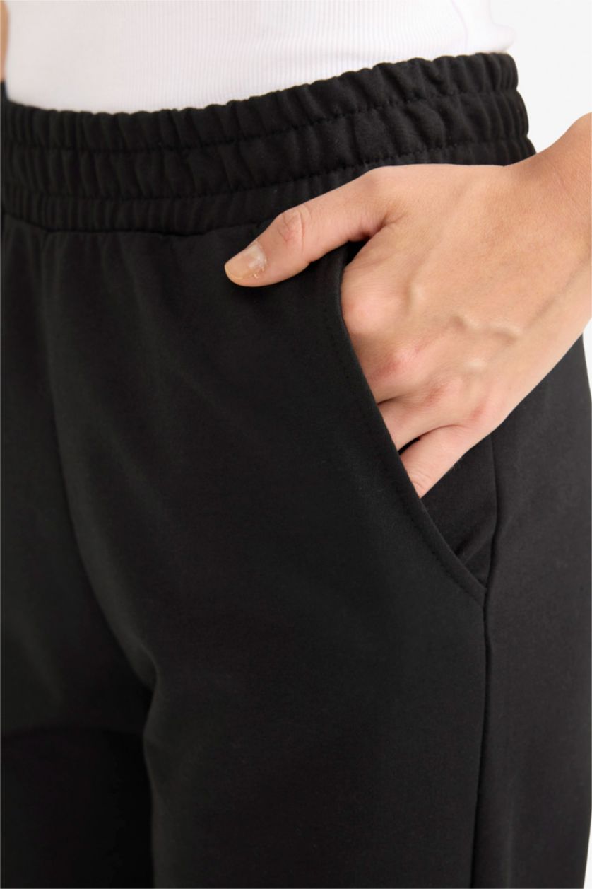 Kadın Siyah Jogger Fit Beli Lastikli Basic Düz Cepli Eşofman Altı