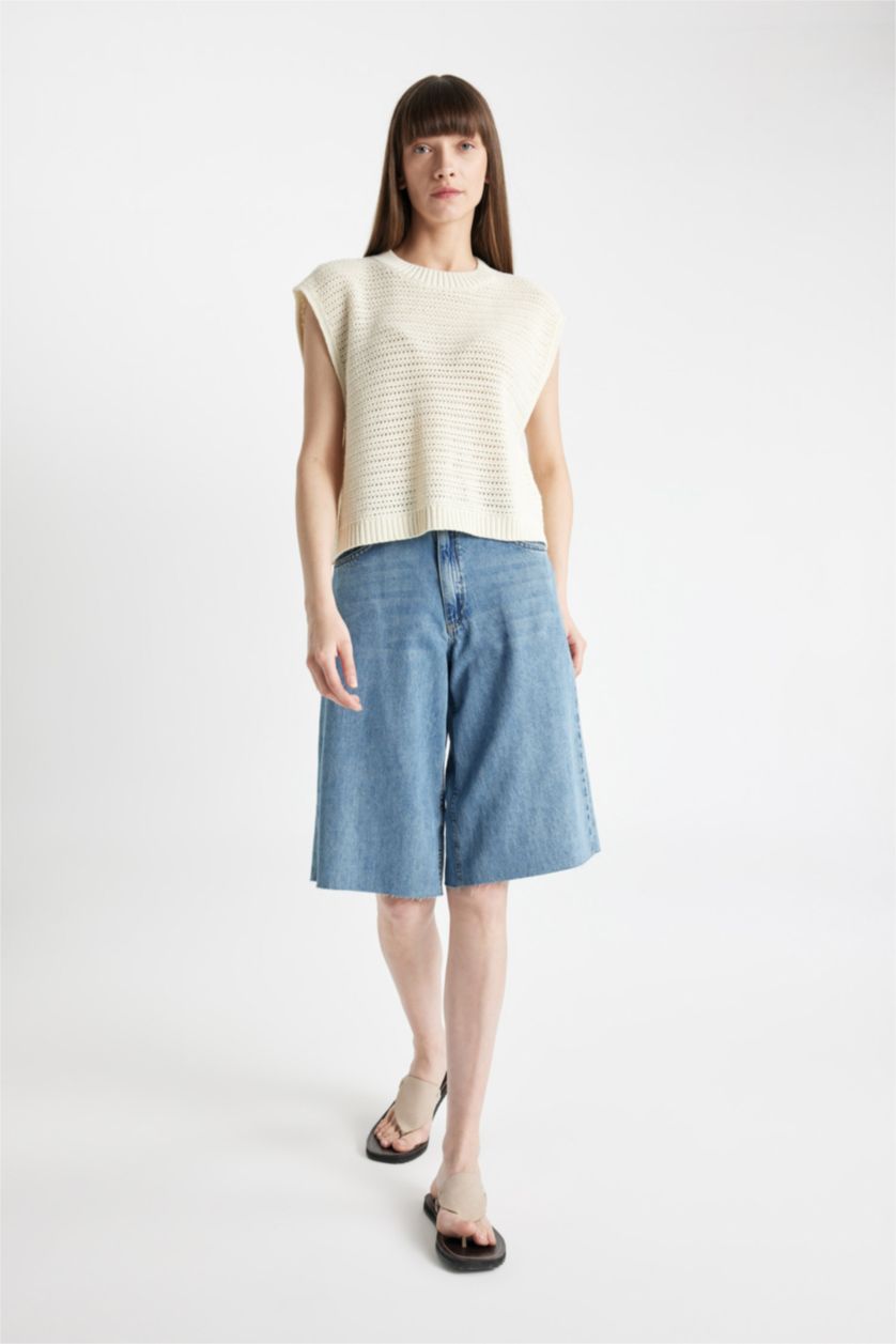 Woman Ecru Relax Fit Vest