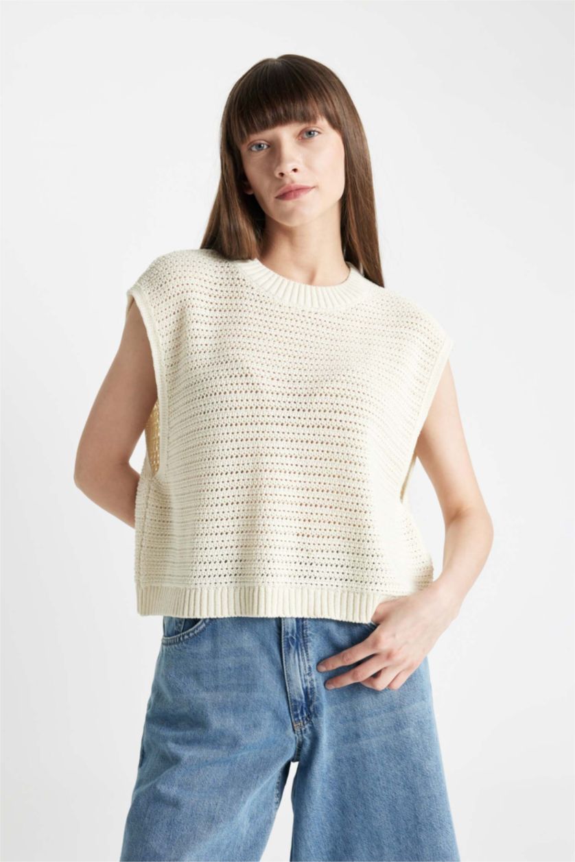 Woman Ecru Relax Fit Vest