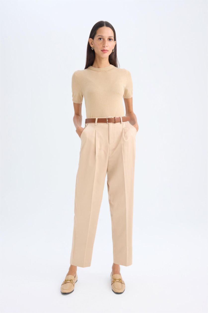 حريمي فيزوني داكن بنطلون كاروت فيت قصير بخصر عالي بجيب