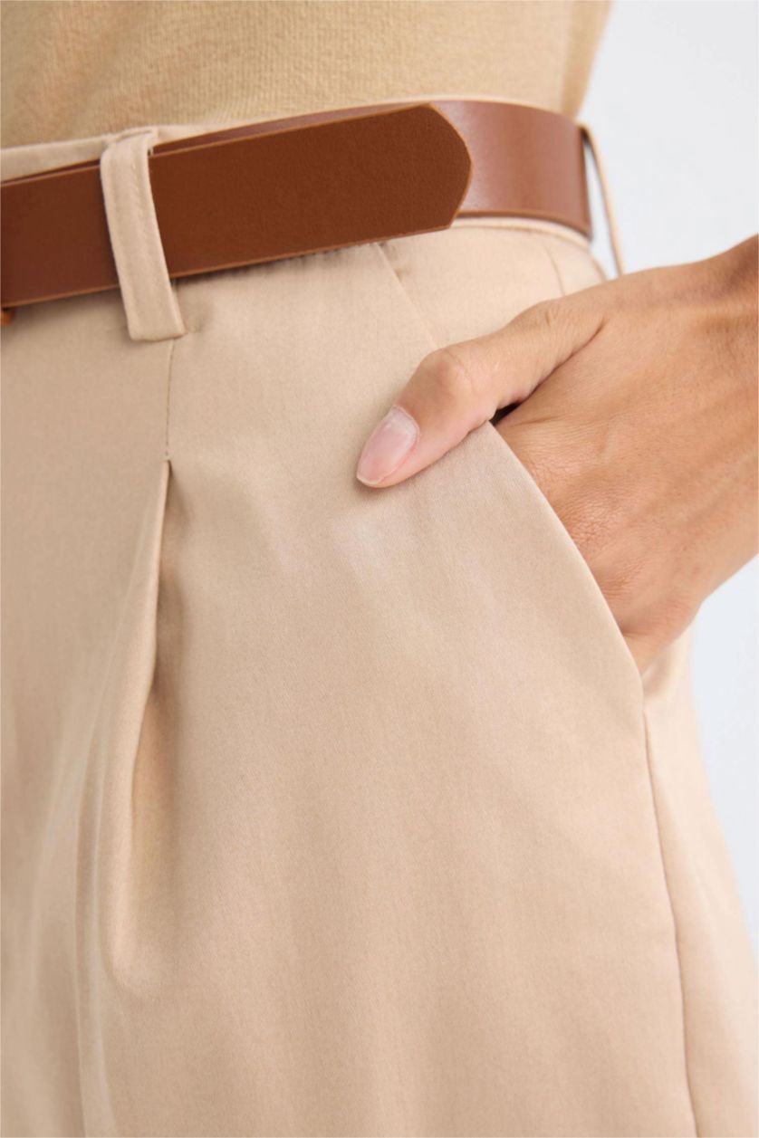 حريمي فيزوني داكن بنطلون كاروت فيت قصير بخصر عالي بجيب