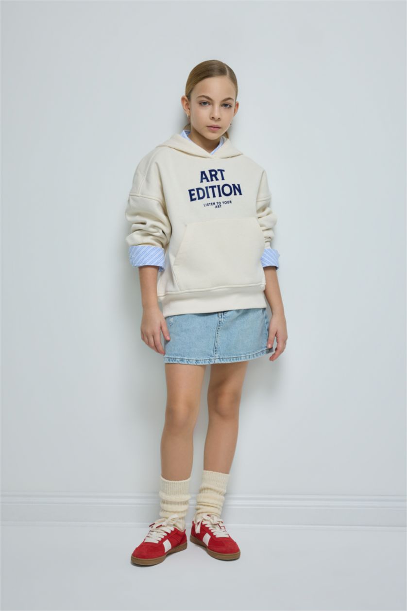 بناتي بيج فاتح سويت شيرت بناتي بطبعة شعار اوفر سايز ببطانة ناعمة