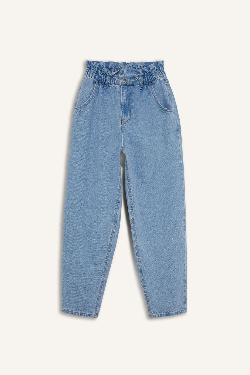 حريمي نيلي فاتح بنطلون جينز بيبرباج قصير بخصر عالي