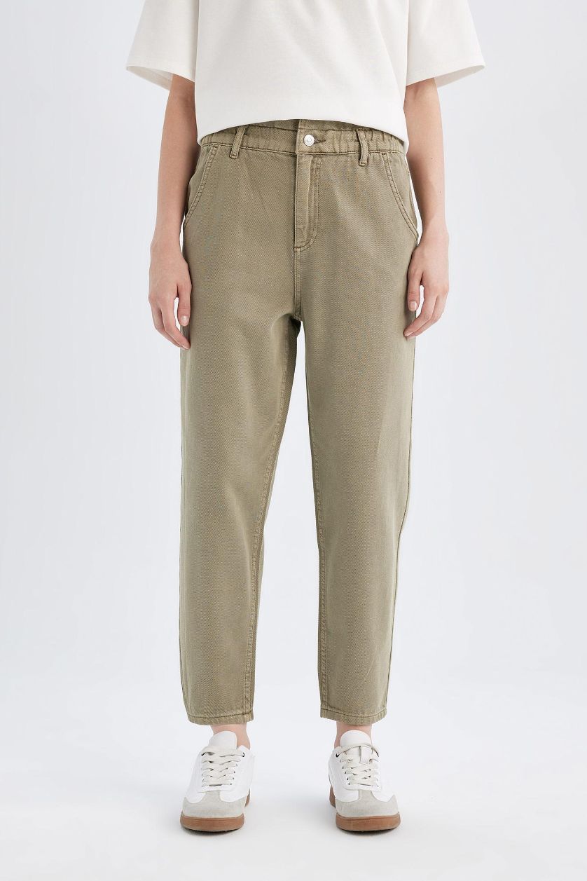 حريمي كاكي فاتح بنطلون جينز بيبرباج بخصر عادي