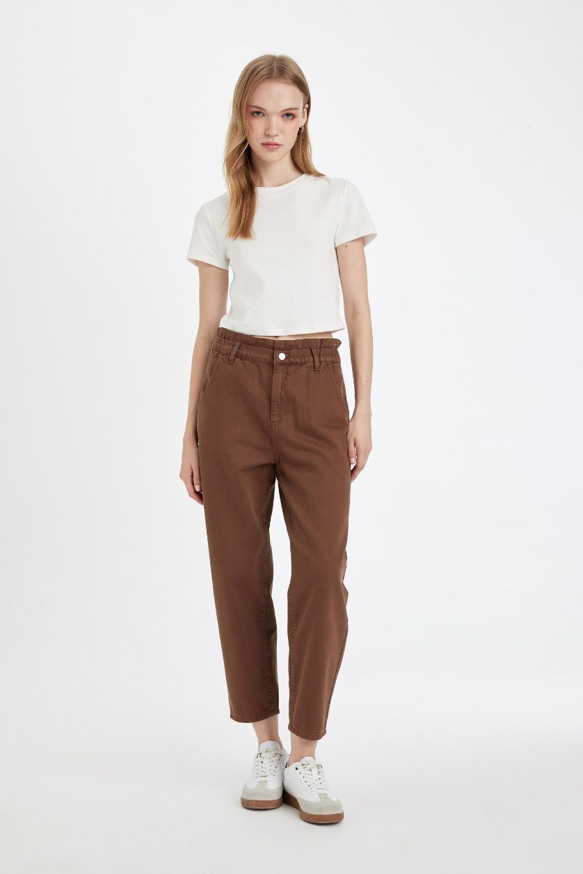 Kadın Kahve Paperbag Yüksek Bel Rahat Kesim Hafif Düz Paça Bilek Boy Jean Pantolon