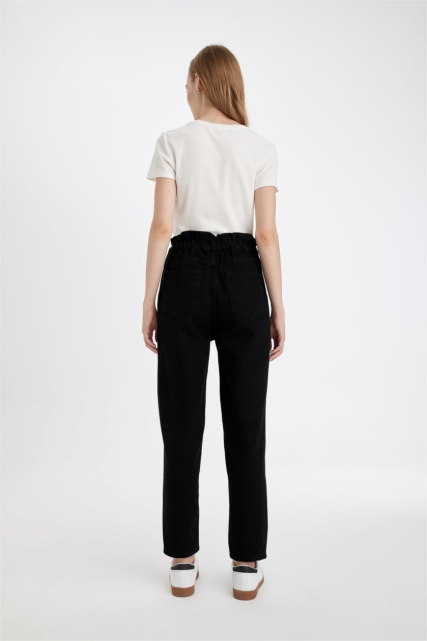 نساء أسود Paperbag Fit Ankle Length Jeans