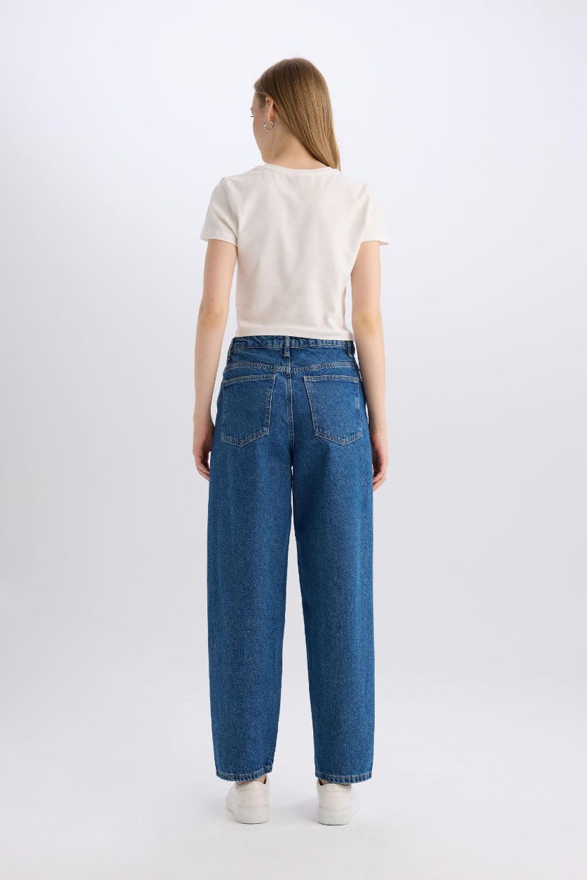 WOMAN Blue Carrot Fit High Waist Ankle Length Washed Jeans