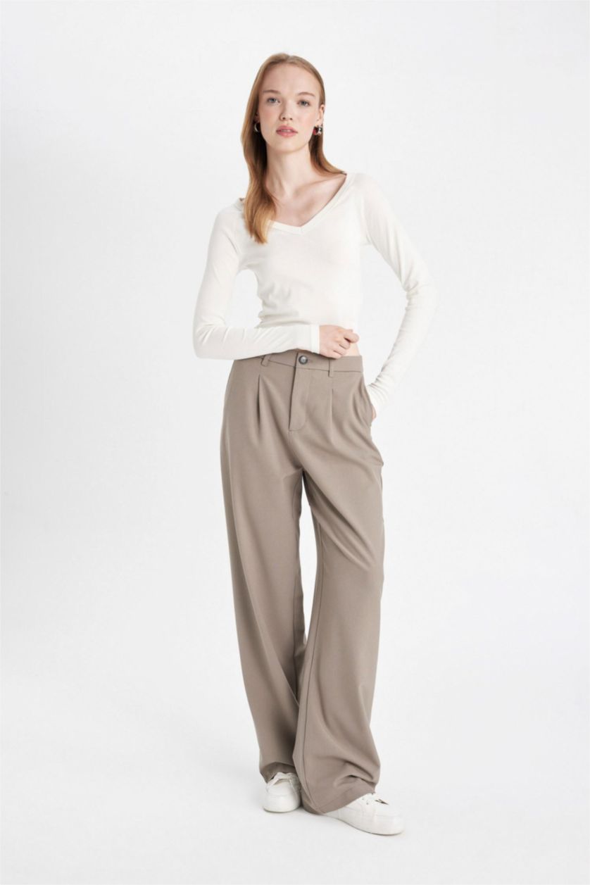 FEMME Beige Pantalon Taille haute à jambes larges avec poches