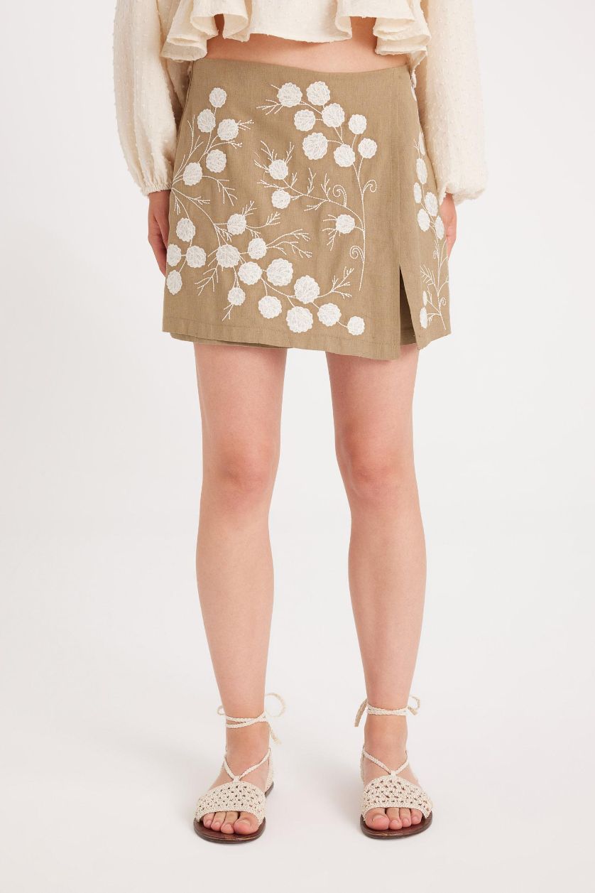 Kadın Meşe Yeşili Manuka x DeFacto Keten Karışımlı Nakışlı Mini Şort Etek