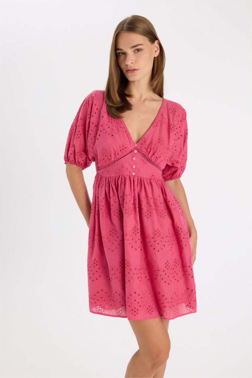 Kadın Fuşya Babydoll Vual Kısa Kollu Brode Mini Abiye Elbise