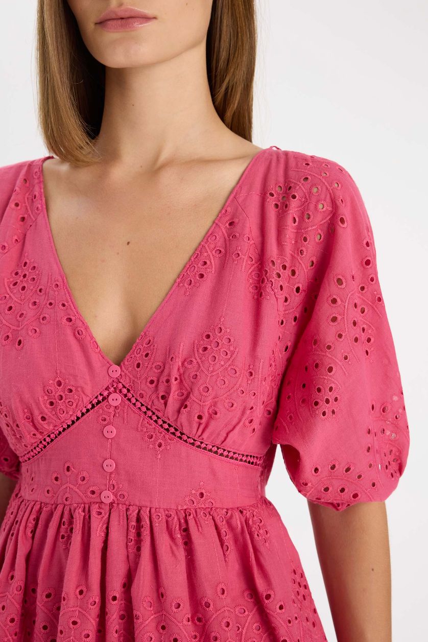 Kadın Fuşya Babydoll Vual Kısa Kollu Brode Mini Abiye Elbise