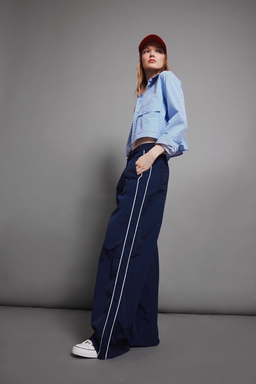 Kadın Lacivert Wide Leg Geniş Bol Paça Normal Bel Palazzo Pantolon Cepli Şerit Detaylı