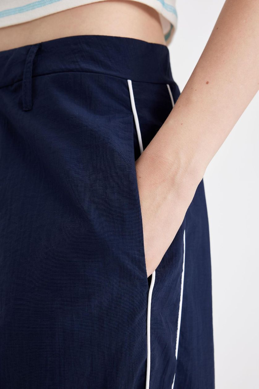 Kadın Lacivert Wide Leg Geniş Bol Paça Normal Bel Palazzo Pantolon Cepli Şerit Detaylı