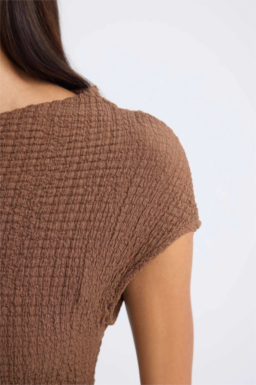 Kadın Kahve Slım Fıt Tek Omuzlu Bürümcük Kısa Kollu Tişört
