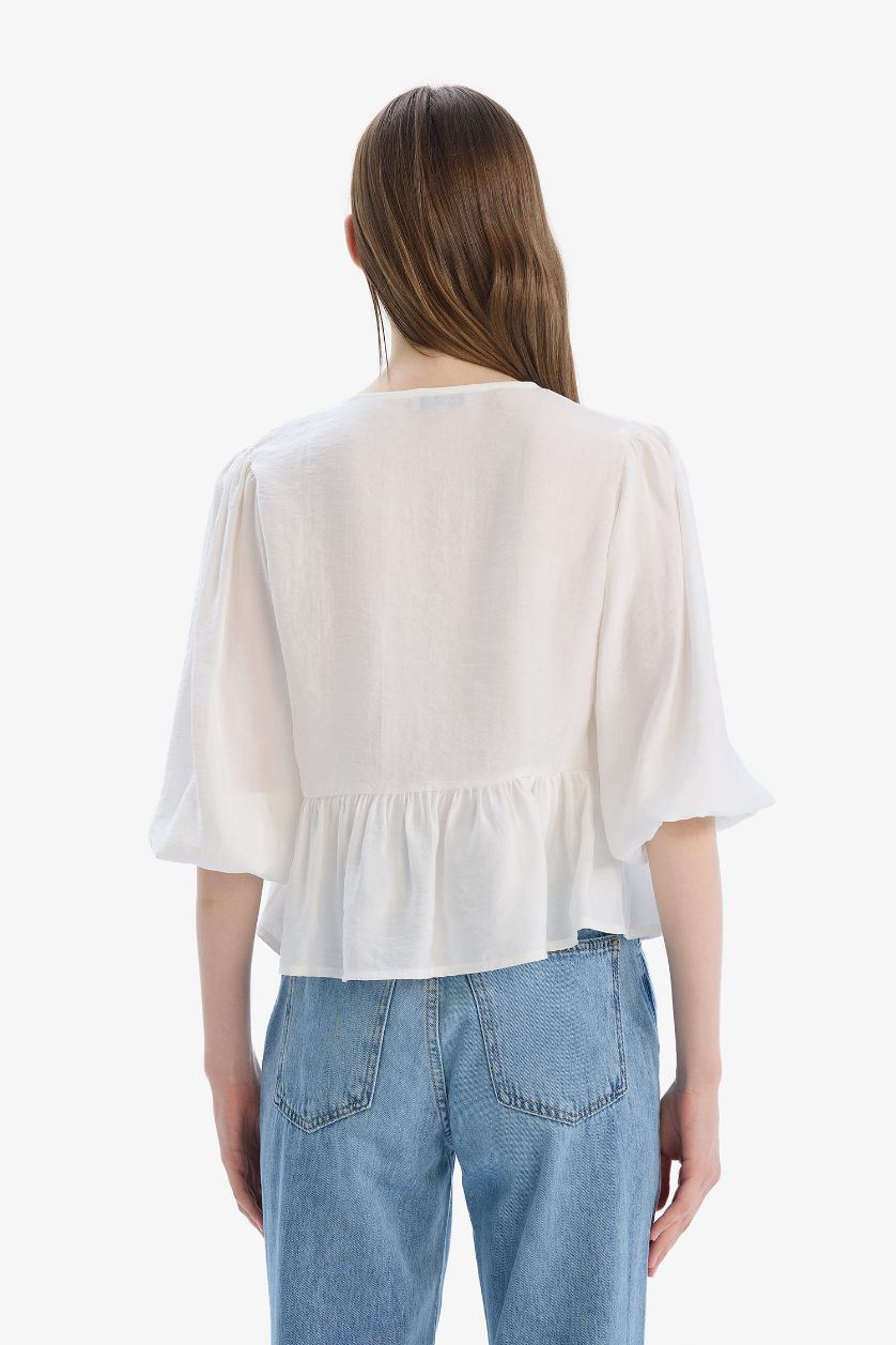 Woman White Regular Fit V Neck Front Tied Blouse