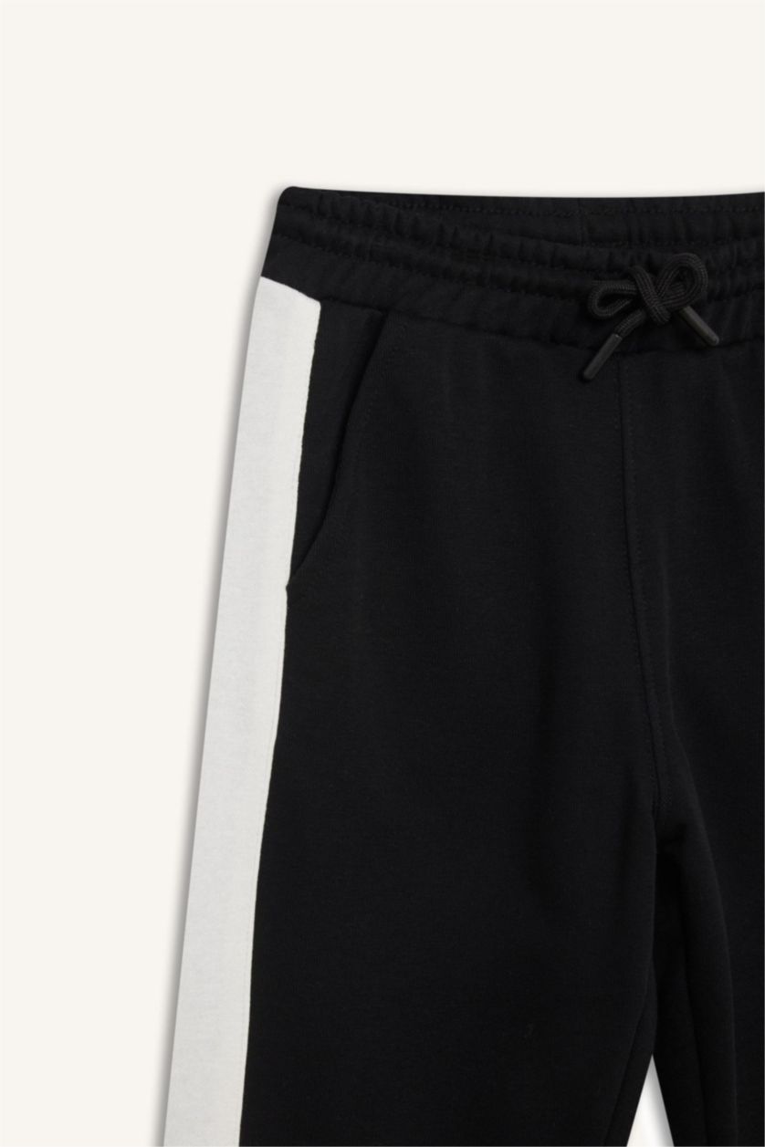 Erkek Çocuk - Genç Erkek Siyah Beli Lastikli Eşofman Altı Erkek Çocuk