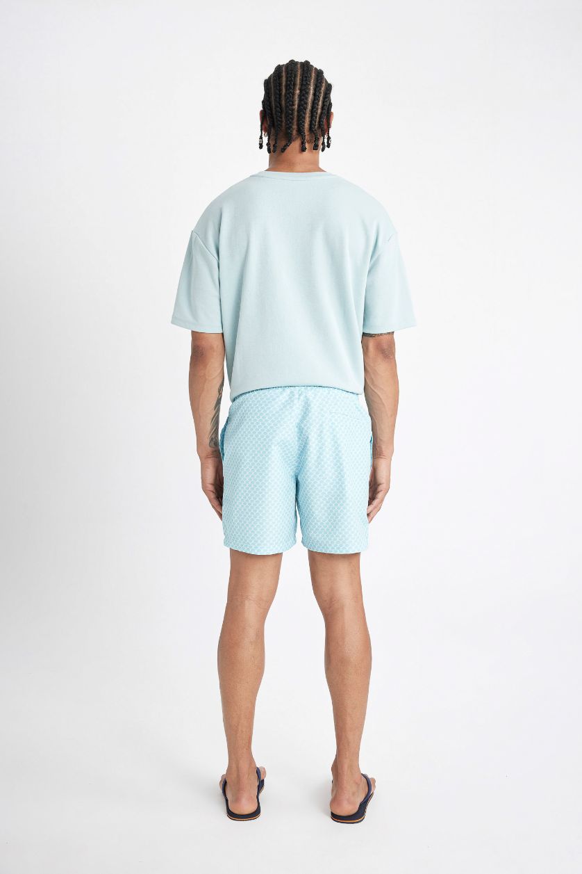 Erkek Deniz Mavisi Desenli Kısa Boy Deniz Şortu