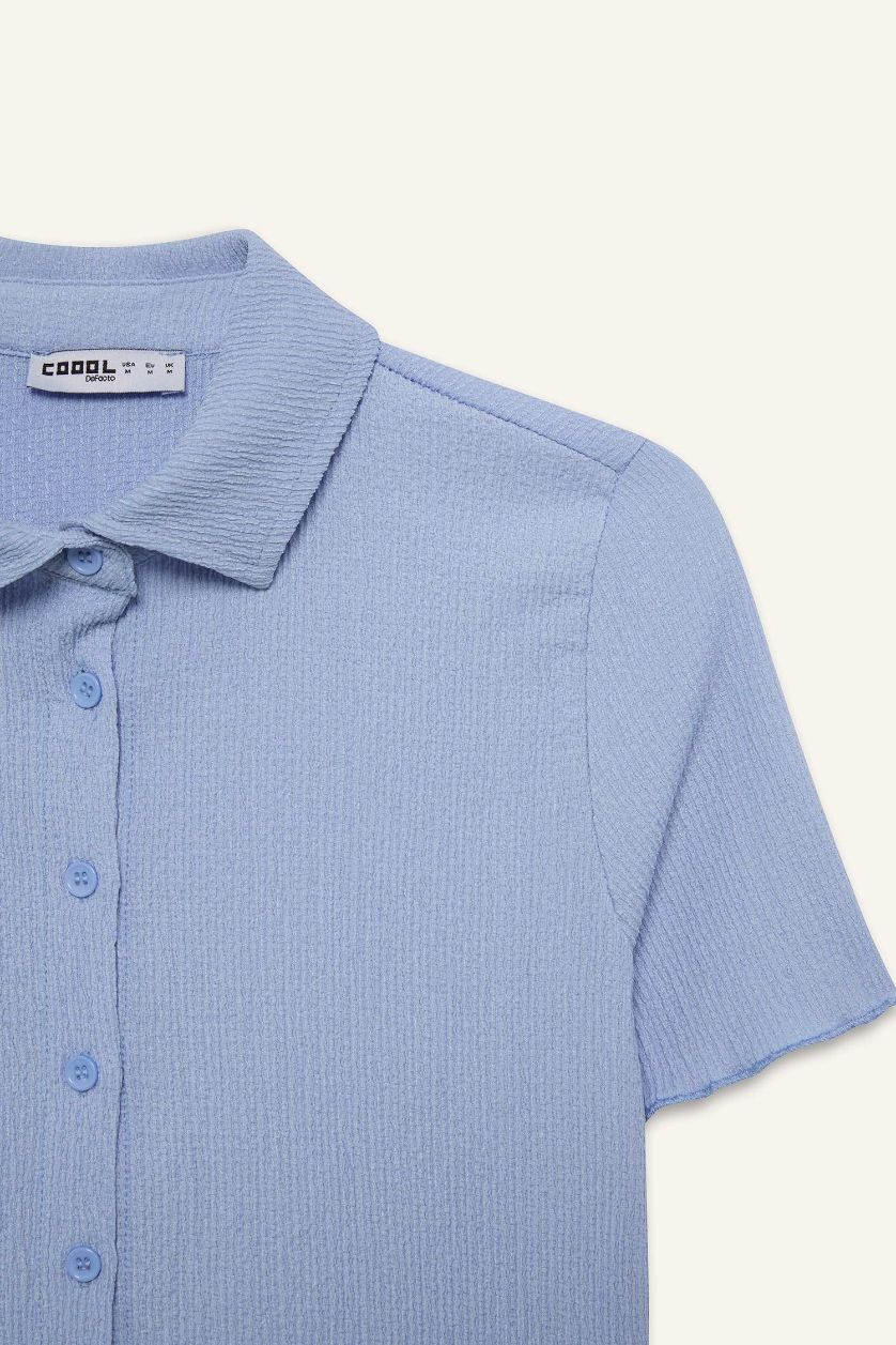 Kadın Açık Mavi Fitted Bürümcük Kısa Kollu Gömlek