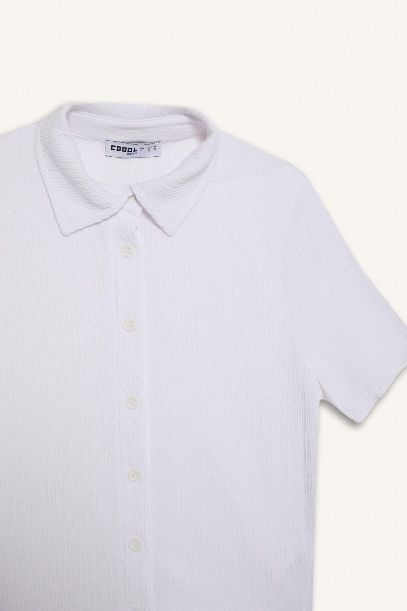 Kadın Beyaz Fitted Bürümcük Kısa Kollu Gömlek