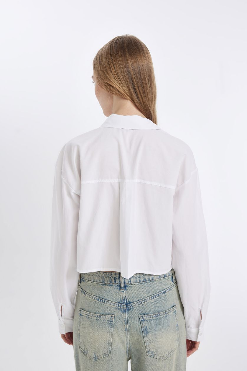 Kadın Beyaz Oversize Geniş Kalıp Cepli Poplin Uzun Kollu Gömlek