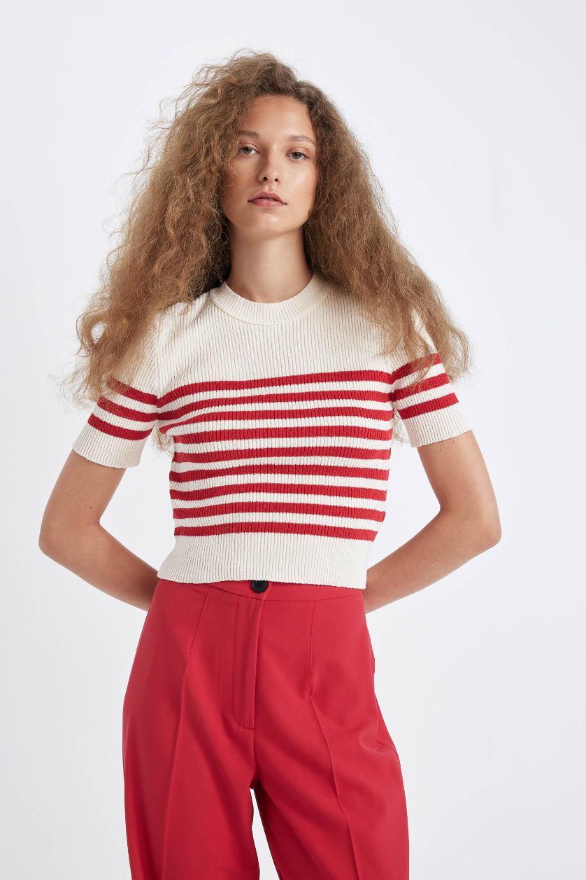 Kadın Kırmızı Slim Fit Dar Kesim Çizgili Bisiklet Yaka Kısa Kollu Triko Kazak