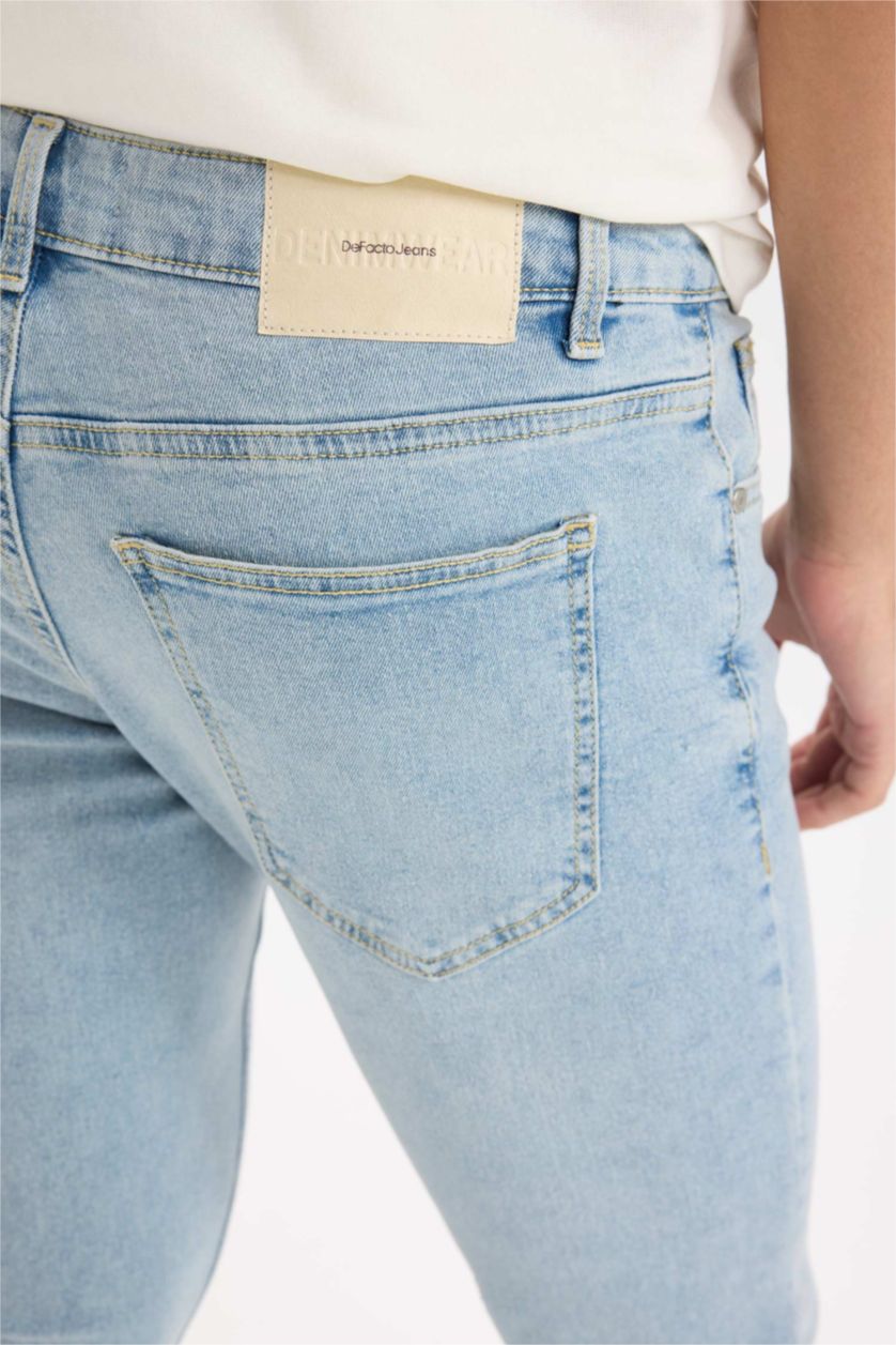 MAN Light Blue Pedro Slim Fit Skinny Leg Jeans