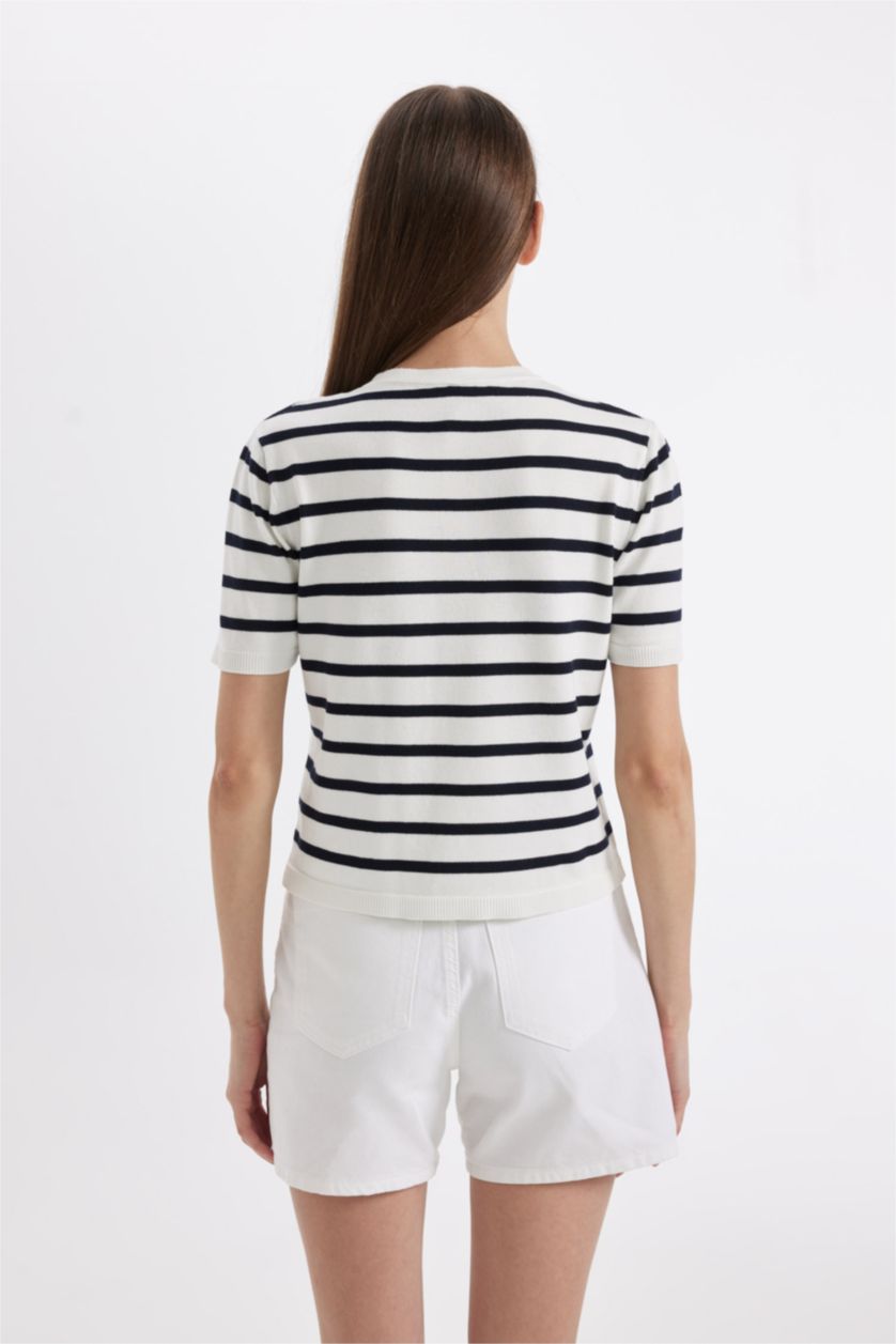 Woman Ecru Regular Fit Striped Knitwear Cardigan