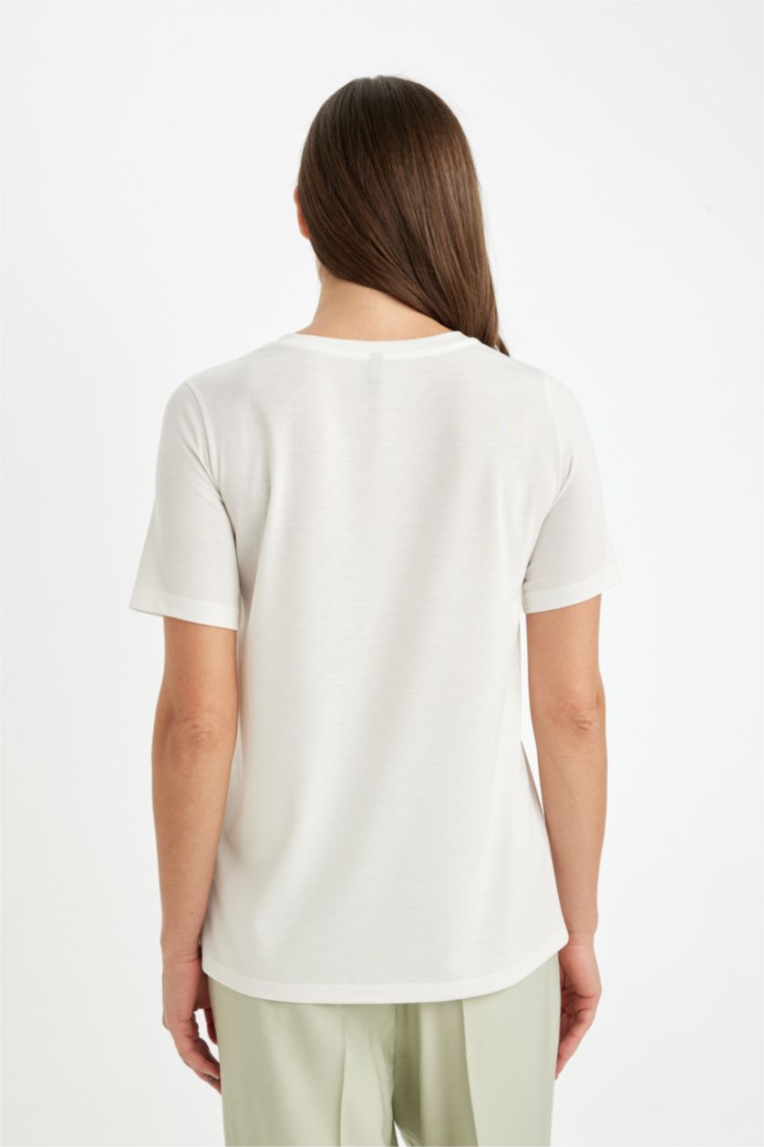 نساء بيج فاتح Regular Fit Short Sleeve T-Shirt