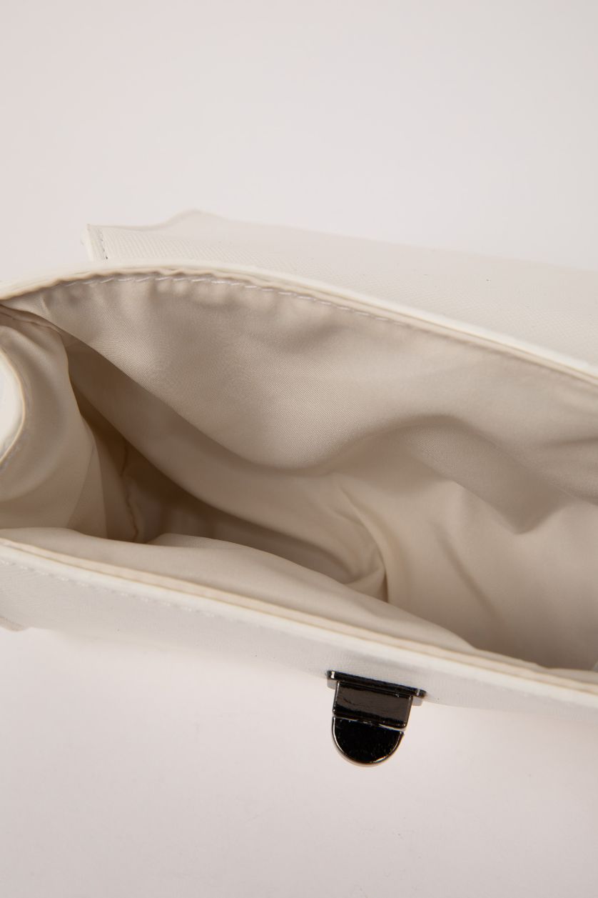 نساء أبيض (000) جنطة يد جلد صناعي